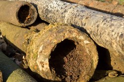 Rusty Pipes! Wallpaper