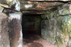 The fogou entrance. Wallpaper