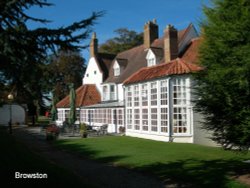 Browston Hall Wallpaper