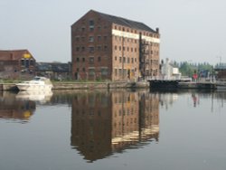 On reflection Wallpaper