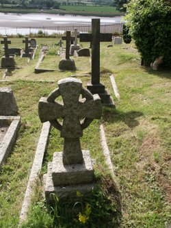 Newnham Churchyard