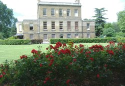 Clissold House Wallpaper