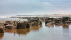 Tank traps Wallpaper