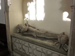 Wingfield Family Monument Wallpaper