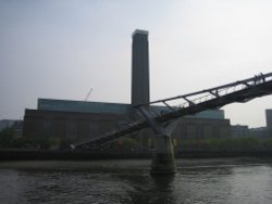 Tate Modern, Millenium Bridge
