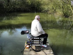 Choosing to fish alone Wallpaper