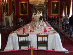 Dining Room Wallpaper