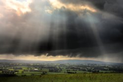 Stormy skies over the Dales Wallpaper