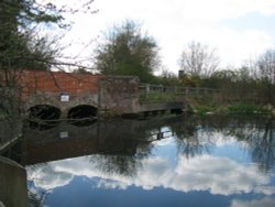 At Costessey Weir Wallpaper