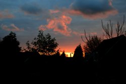 We had a beautiful sunset last night. Wallpaper