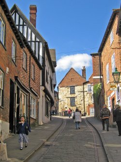 Lincoln Steep Hill 9