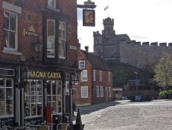 Lincoln, Castle Hill 2. Wallpaper