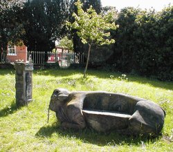 The Bull and Chain Wallpaper