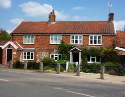 A View of Bawburgh Wallpaper