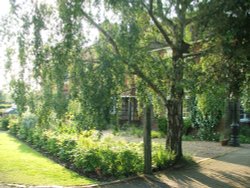 Kent cottage Wallpaper