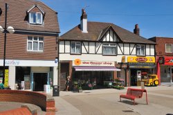 Bitterne High Street - May 2010 Wallpaper