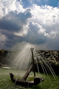 Anchor fountain in the park, Sutton on Sea