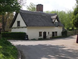 Flatford Bridge Cottage Wallpaper