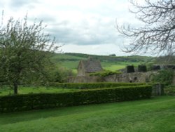 Snowhill garden Wallpaper