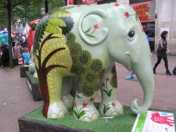 London Elephant Parade, Leicester Square Wallpaper