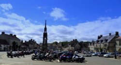 Helmsley Market Wallpaper