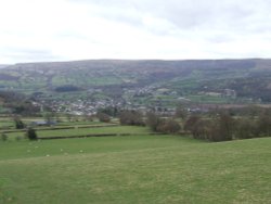 View of Crickhowell from the Table Mountain Wallpaper