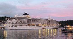 The World - Dartmouth Harbour Wallpaper