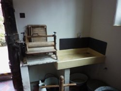 Elizabethan House Museum Wallpaper