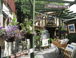Cobbled Walk in Steyning, West Sussex Wallpaper