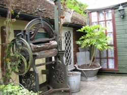 Cobbled Walk in Steyning, West Sussex Wallpaper