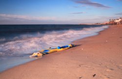 A bit washed up and deflated Wallpaper