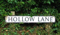 Hollow Lane, road sign Wallpaper