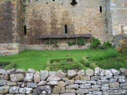 Bolton Castle, North Yorkshire Wallpaper