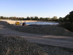 Twixt the Kennet and Avon Canal and the River Kennet Wallpaper