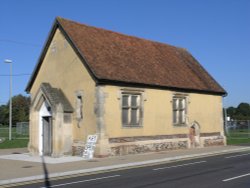 14th Century St Thomas' Chapel (The Old Bluecoat School) Wallpaper