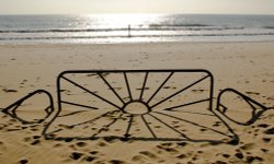 Sun on the sand in October Wallpaper