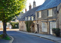 Corfe Castle Wallpaper