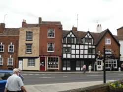 Tewkesbury Wallpaper