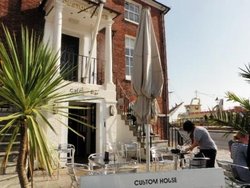 The Custom House bar