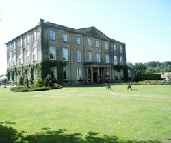 Walton Hall Wallpaper