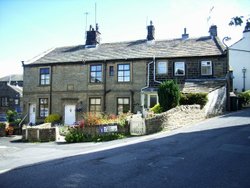 Ingle Nook, High Street, Steeton (circa1710) Wallpaper