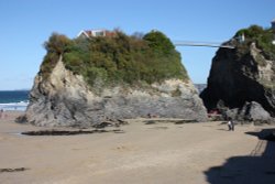 A closer view of the Island House