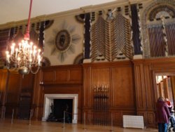 The Blade Room Wallpaper