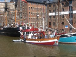 Courageous II Wallpaper