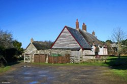 Middlebere Farm Wallpaper