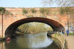 Kennet Mouth and Brunel's Railway Bridge, Reading Wallpaper