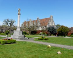 The Kent War Memorial Garden Wallpaper