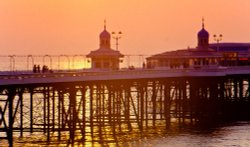 Sunset over St Anne's pier Wallpaper