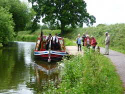 A trip on the Canal Wallpaper