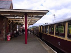 Llanuwchllyn Station Wallpaper